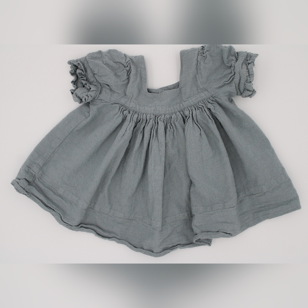 3T Linen Flare Top – Gray/Light Blue, Wooden Button Detail
